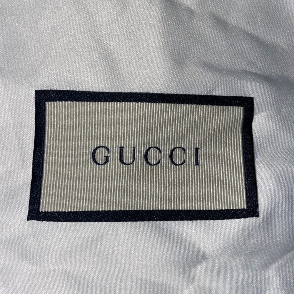 Silk Gucci Duster Bag, ivory & navy blue ribbon with
authenticity cards included
